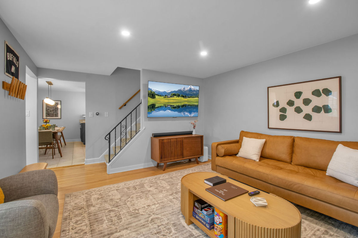 Family Home, EV Charger, WFH, Pet Friendly - Photo 6