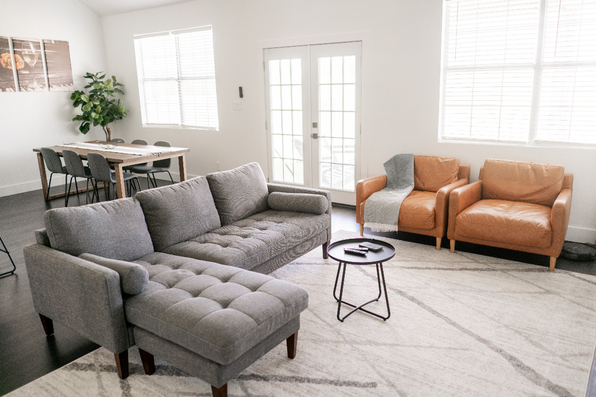 Spacious 5-bed with garage Gameroom near COTA and Tesla - Photo 5
