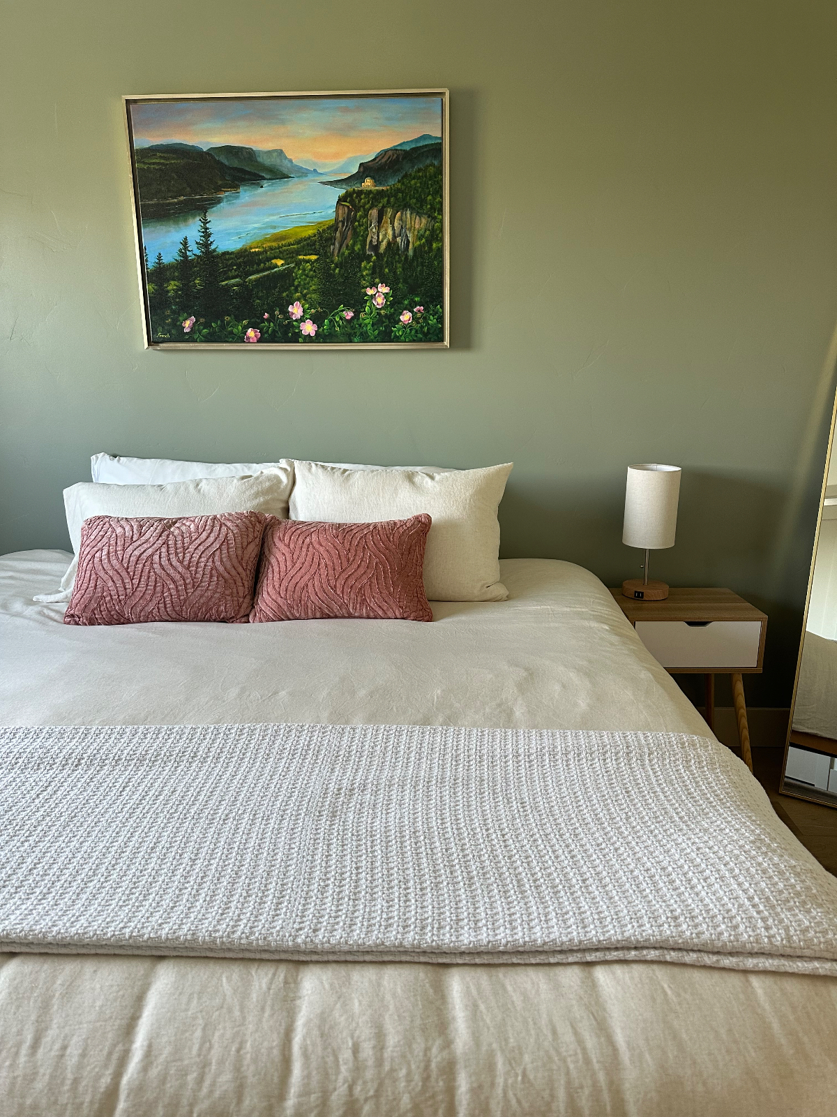 NEW Build, Redmond Loft, High Desert Skys & Mountain Peaks - Photo 5