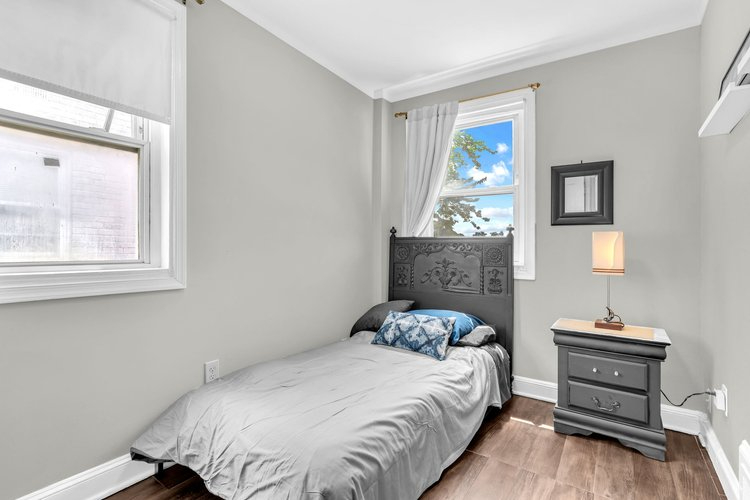 2530 South Dakota Ave NE - Photo 4