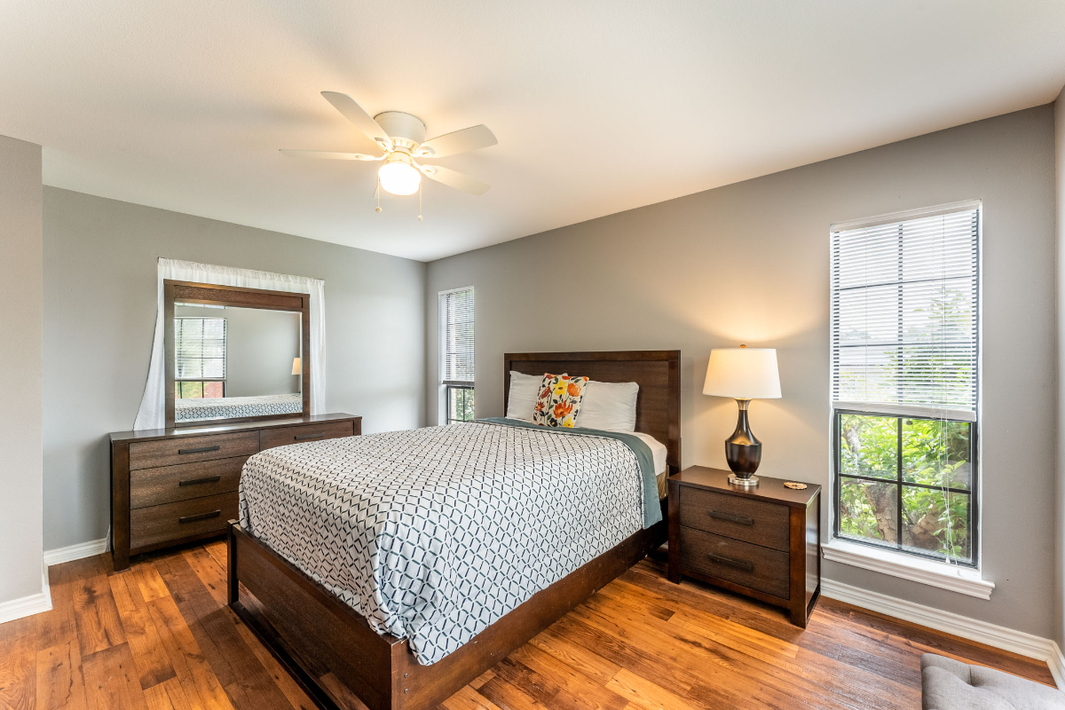 Serene and Dazzling 3 Bedroom Home - Photo 6