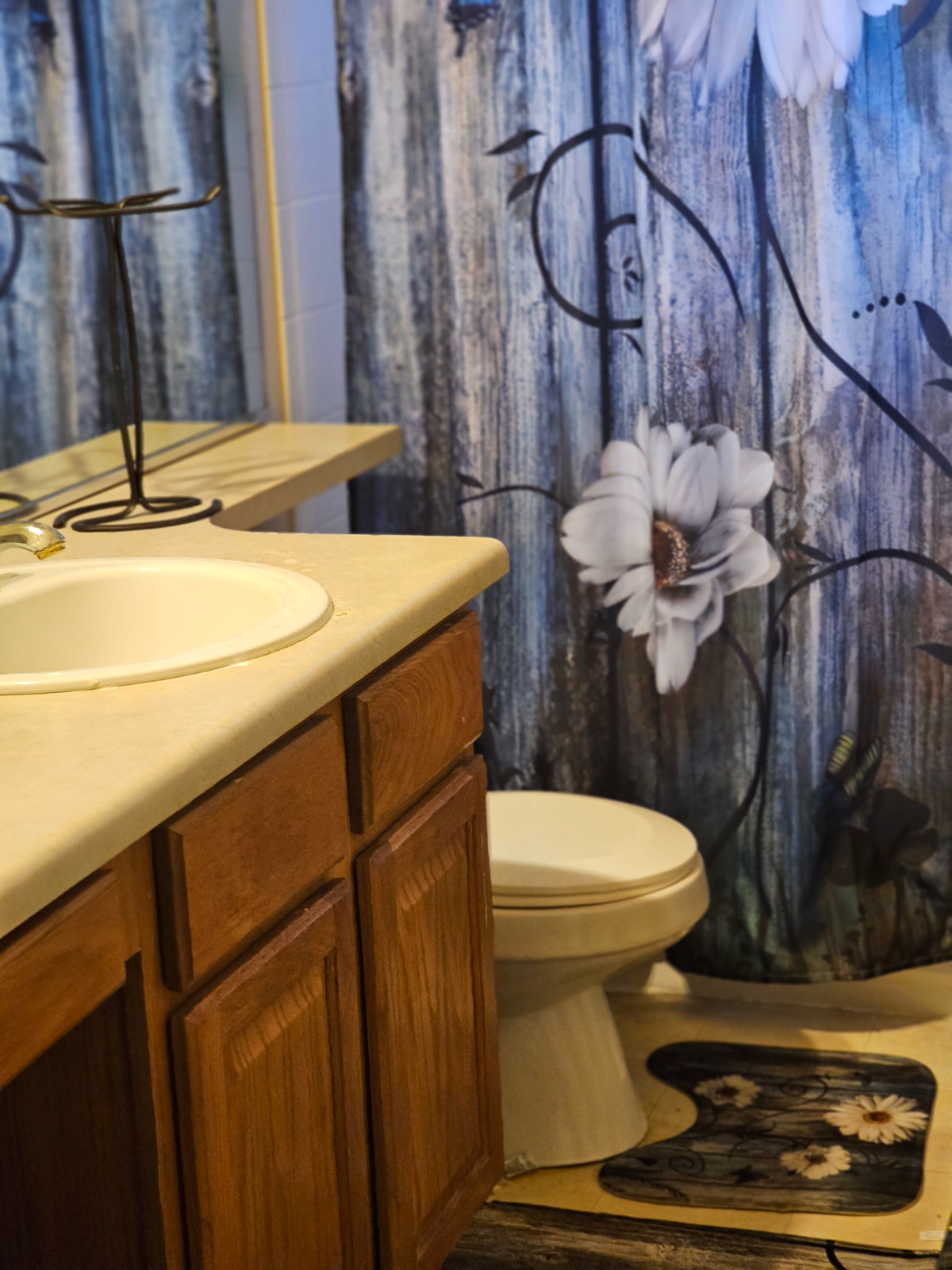 An Elegant Sanctuary - A Blend of Comfort, Convenience, and Charismatic Living - Photo 5