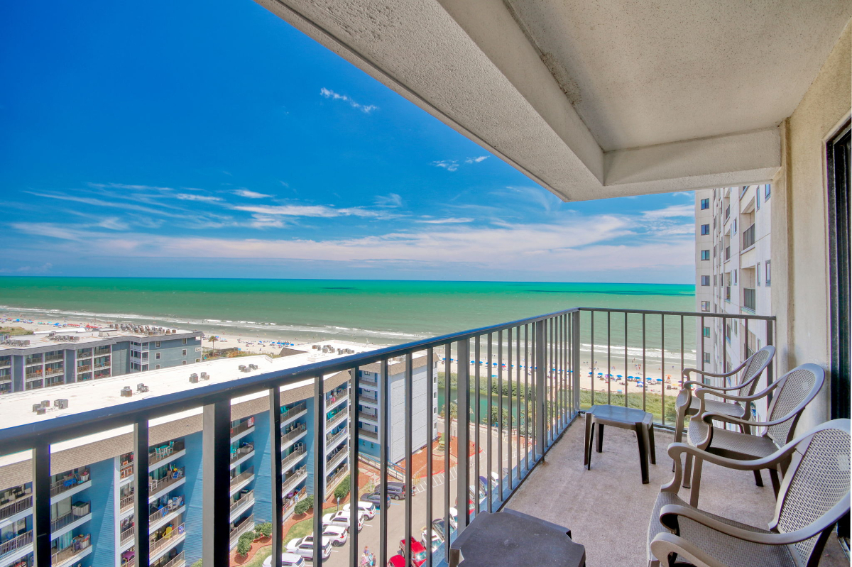 Two Bedroom Condo, Balcony Ocean Views RT 1017