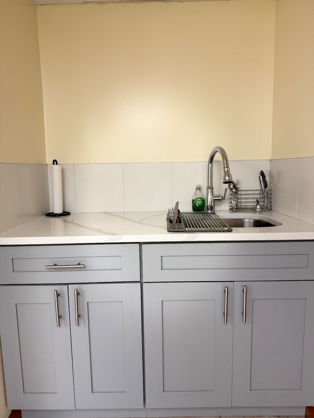 Large 1 Bedroom Apartment in Brooklyn - Photo 3