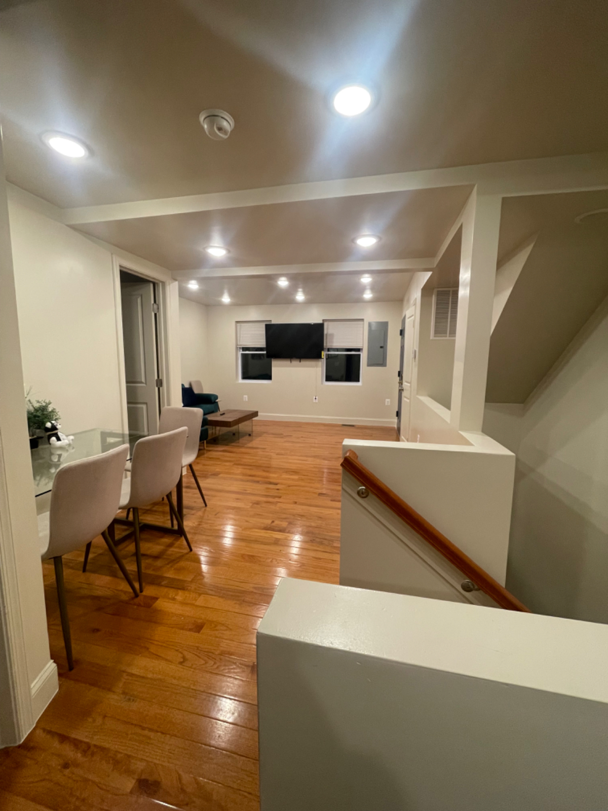 Rooms in 5 Bedroom - Photo 6