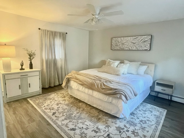 Woodlawn's Home Away From Home 3 Bedroom Apt in Multi Family House - Photo 1