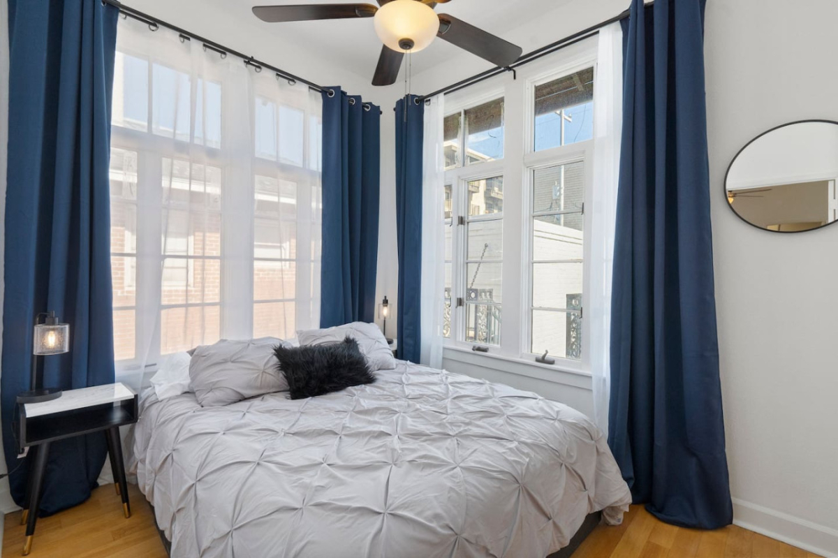 Luxe Modern Apartment (819200)