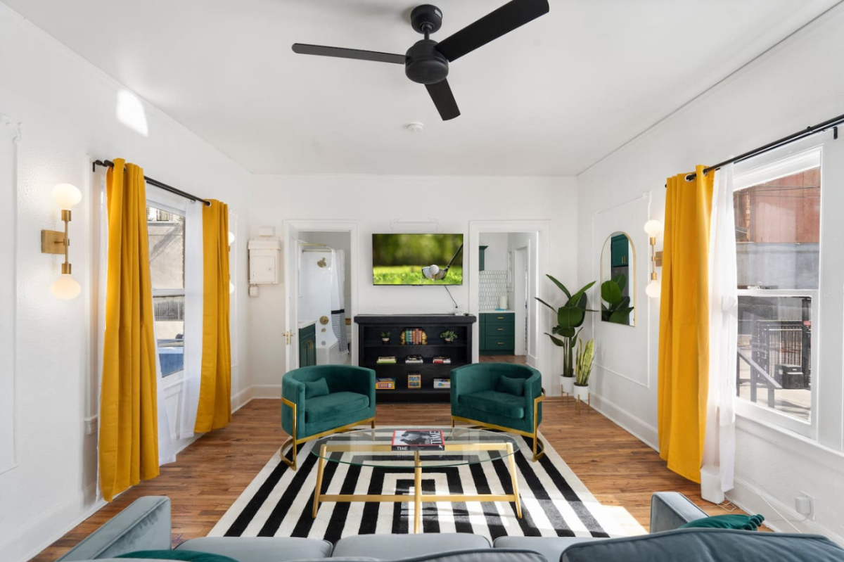 Luxe Modern Apartment (819206)