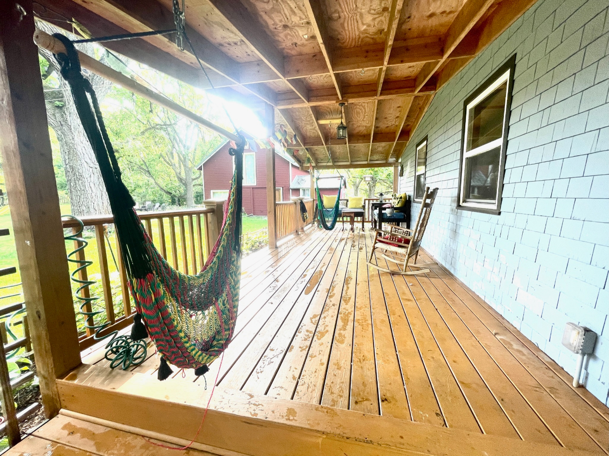 Near Cayuga Med, Private 3BR Retreat - Photo 6
