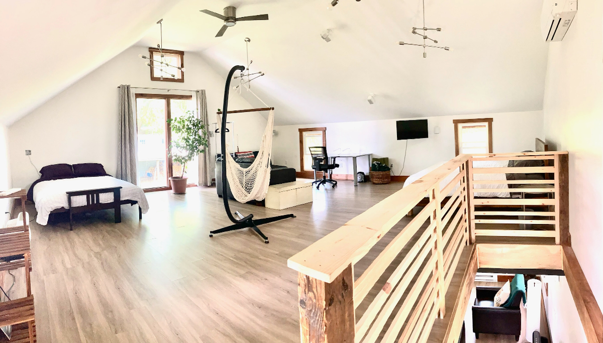 Near Cayuga Med, Private 3BR Retreat - Photo 9