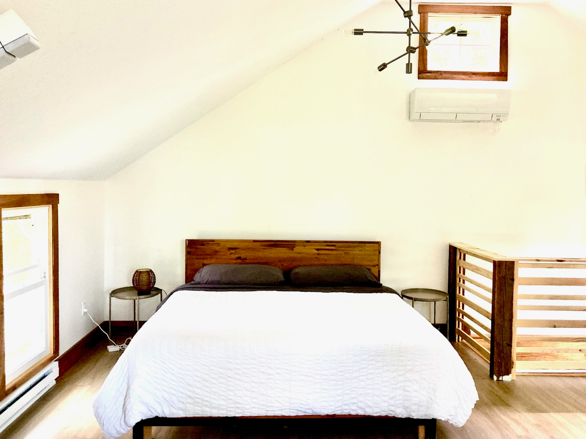 Near Cayuga Med, Private 3BR Retreat - Photo 11