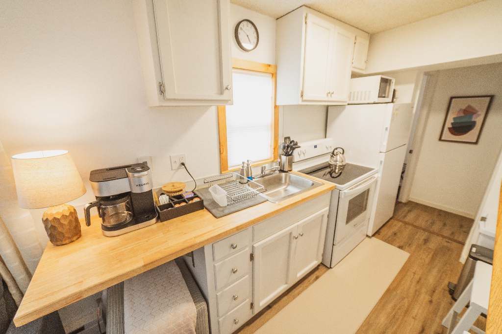 Cozy Nook - Work Hard, Play Harder in Lander, WY - Photo 6