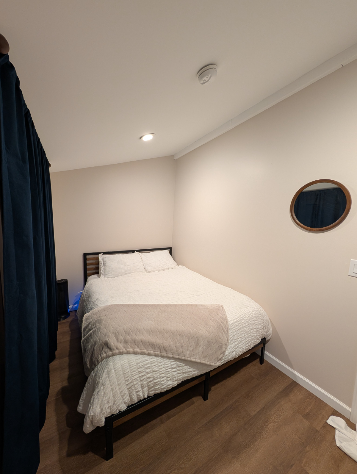 Spacious Unit in duplex 1Bdrm plus loft - Photo 4