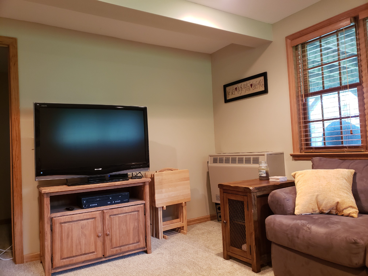 Woodford Lake Chalet - Photo 11