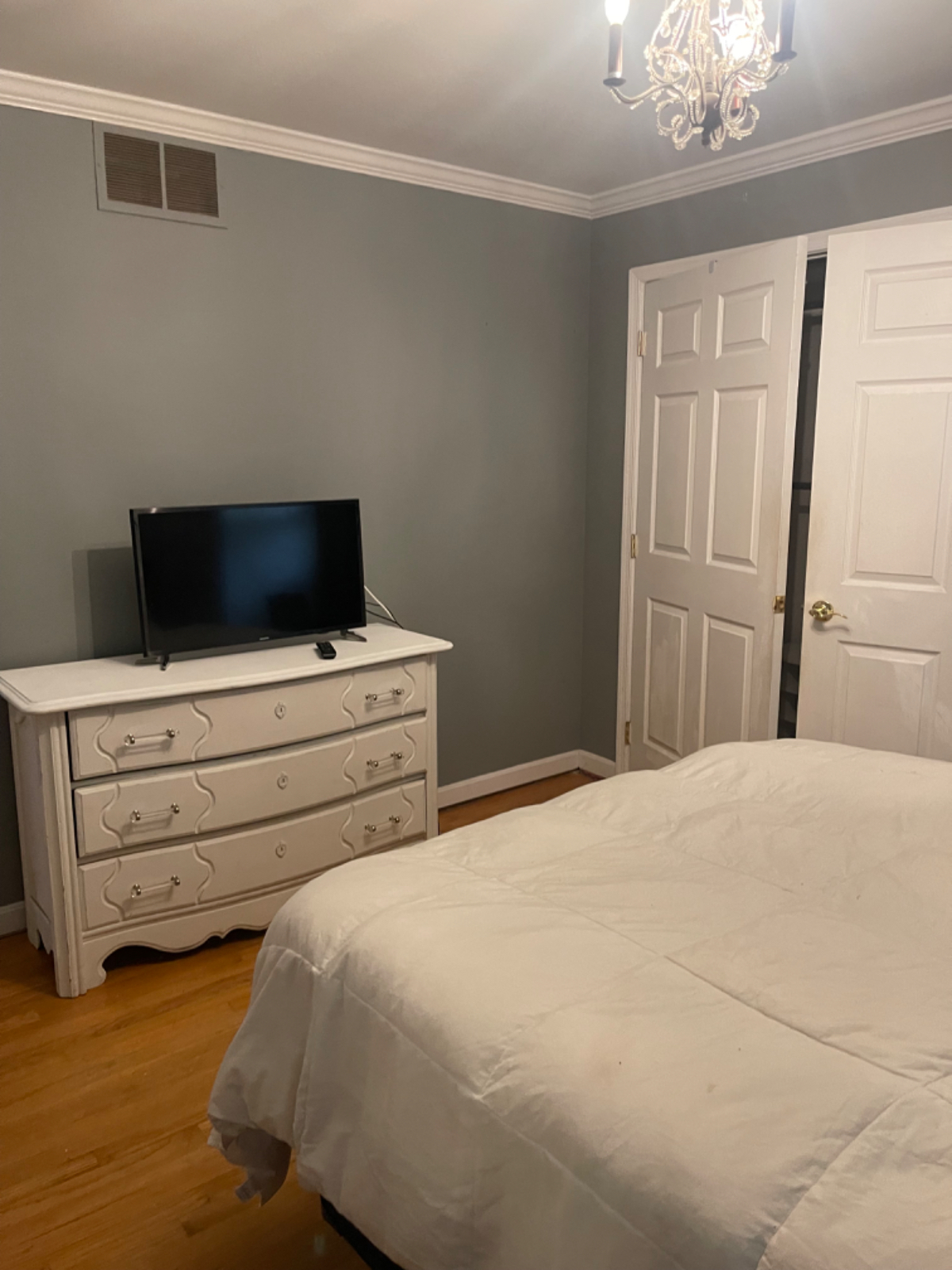 Upstairs bedroom