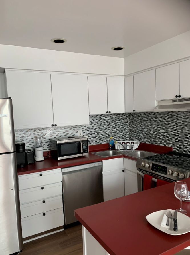 Renovated Condo 10 Min to the Hospital 1 - Photo 2