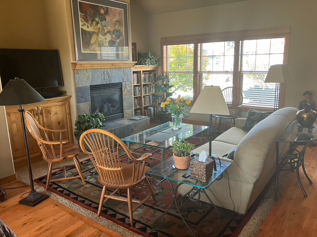 Awbrey Butte Comfort - Photo 4