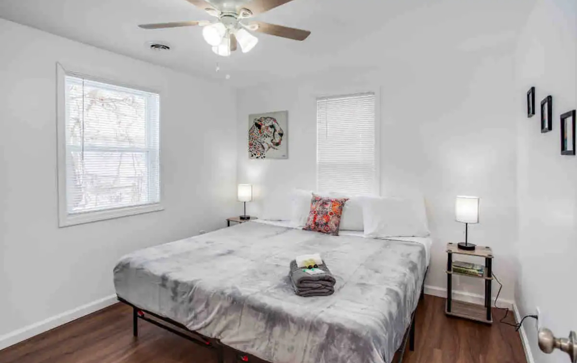 Lovely Casita w/ King Beds Mins to Dwtn/Unity/RGH/UofR - Photo 10