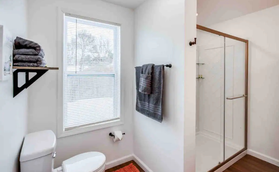 Lovely Casita w/ King Beds Mins to Dwtn/Unity/RGH/UofR - Photo 11
