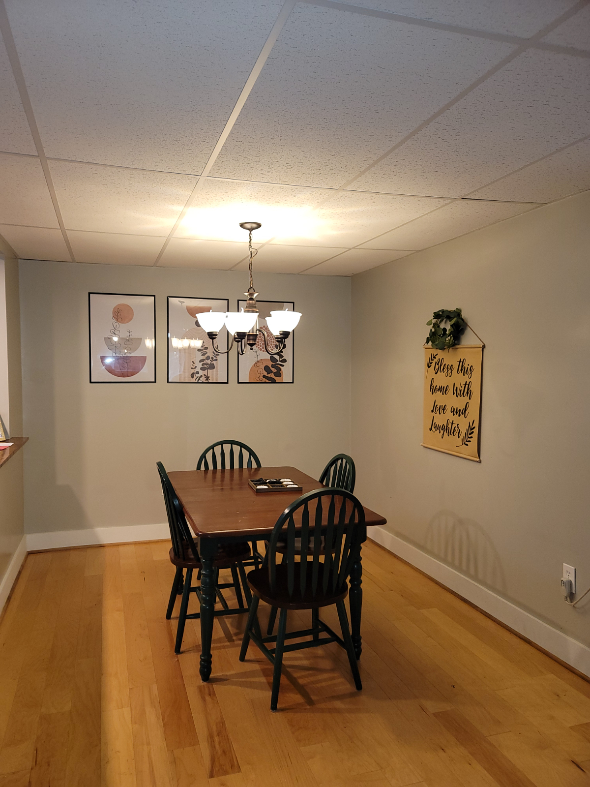 COZY RED COTTAGE - Photo 5