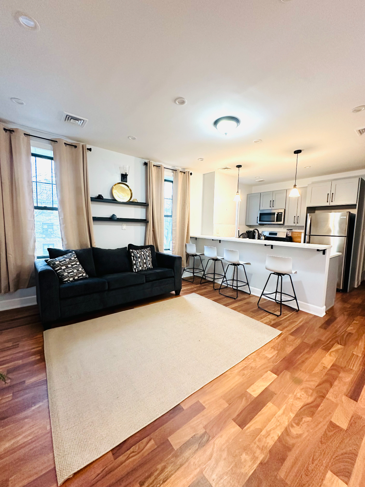 Private Rooms Available for Medical Professionals/Travel Nurses (Brooklyn NY) - Photo 1