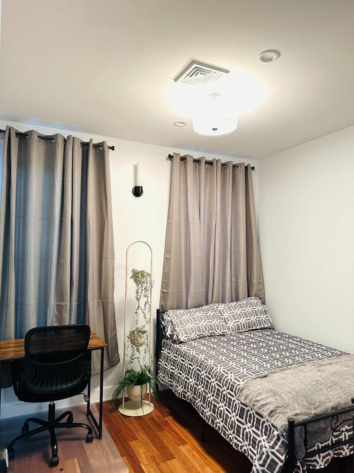 Private Rooms Available for Medical Professionals/Travel Nurses (Brooklyn NY) - Photo 6