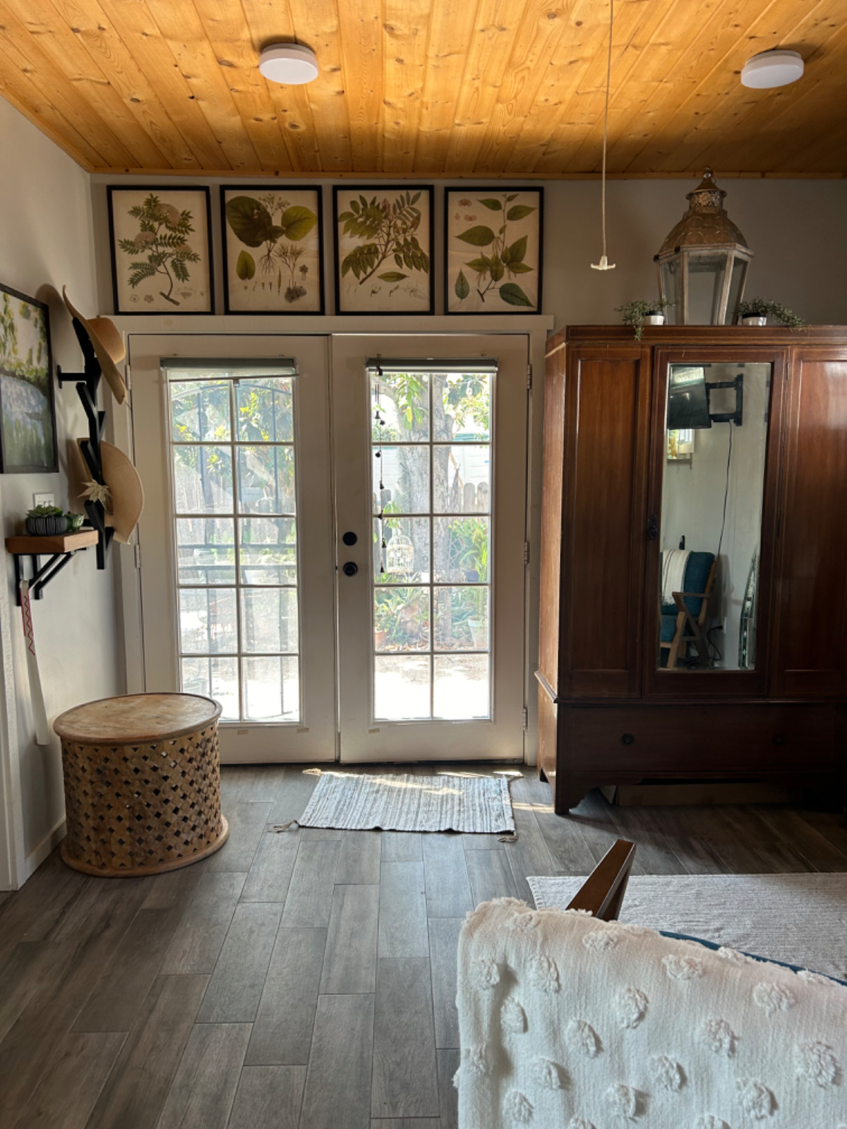 Private poolside studio in Kensington - Photo 5