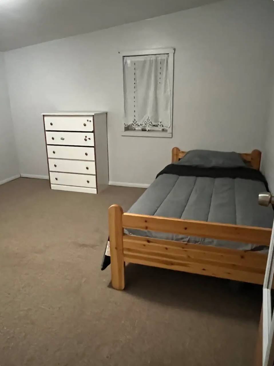 Potsdam 2-Bedroom 1-Bath Apt - Photo 3