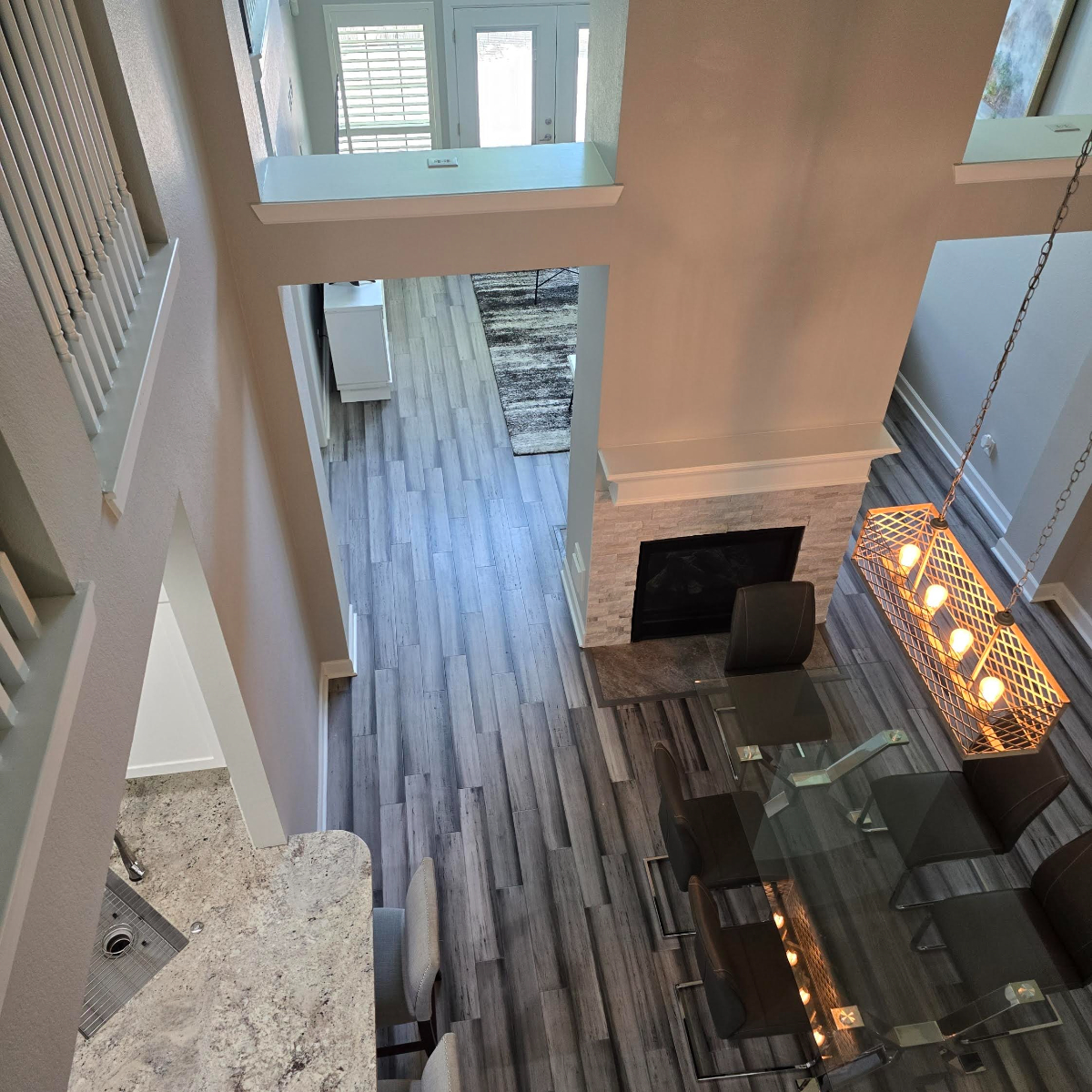 Bright and Spacious 3-Bedroom Home with Modern Comforts and Charming Outdoor Space - Photo 5