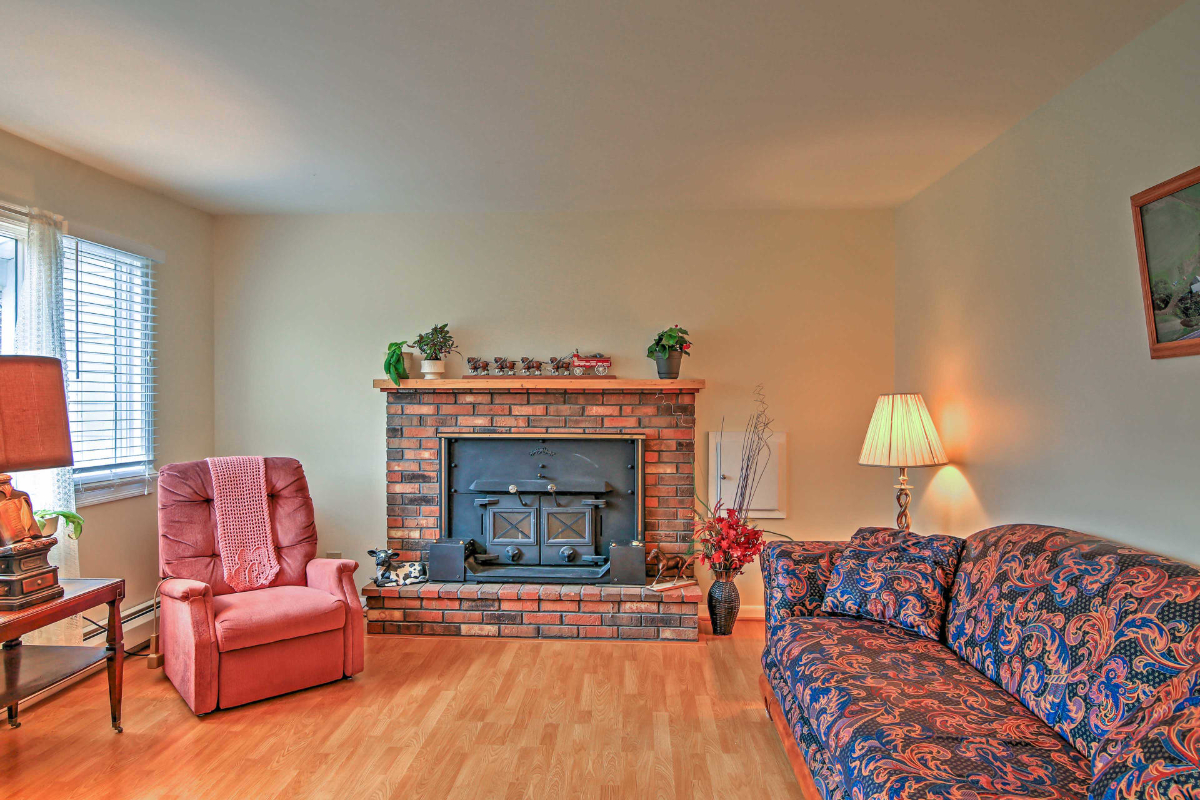Tranquil 3-Bedroom Home with Modern Comforts - Perfect for Nurses and Baseball Enthusiasts - Photo 4