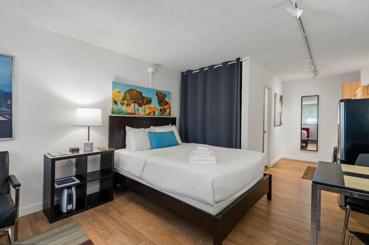 BCA Furnished Apartments Studio 18 F (820407)