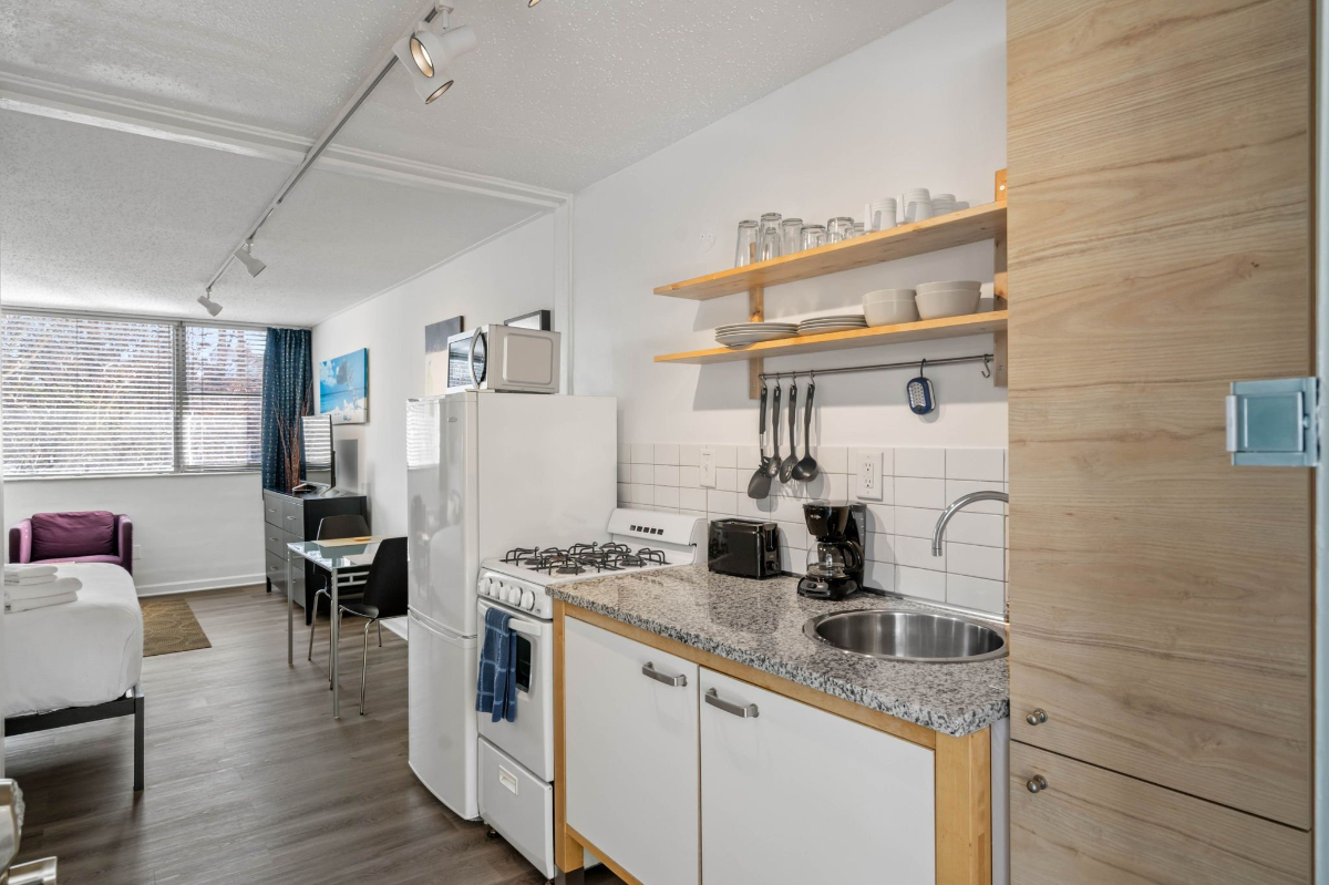 BCA Furnished Apartments Studio 05 E (820397)