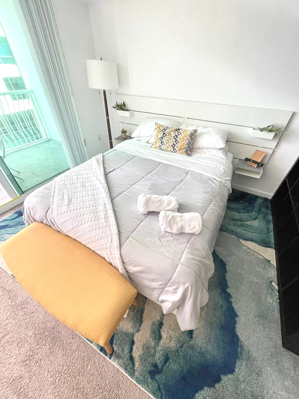 Brickell Oasis 22