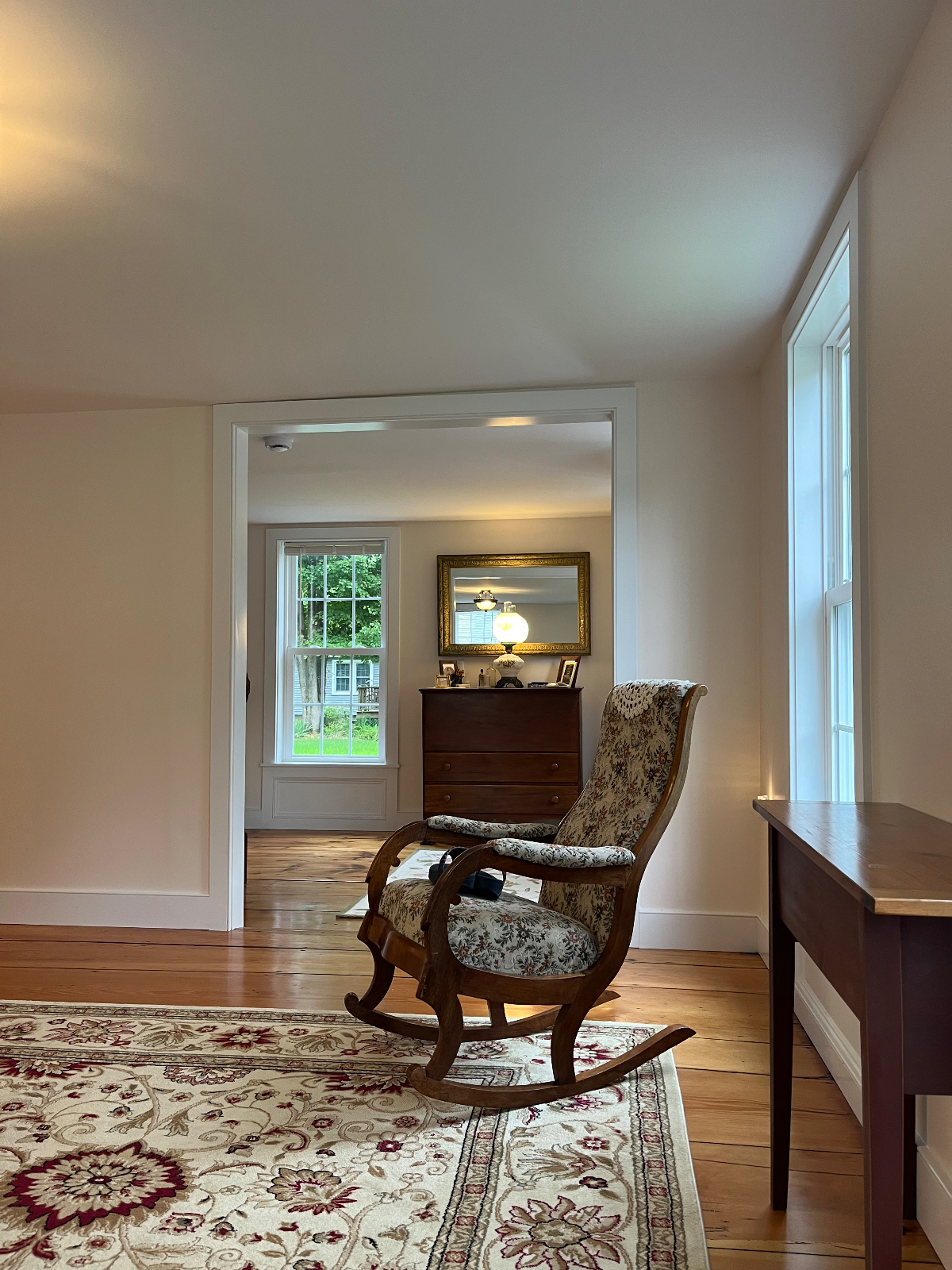 Beautiful Village Home Near Hospitals - Photo 11