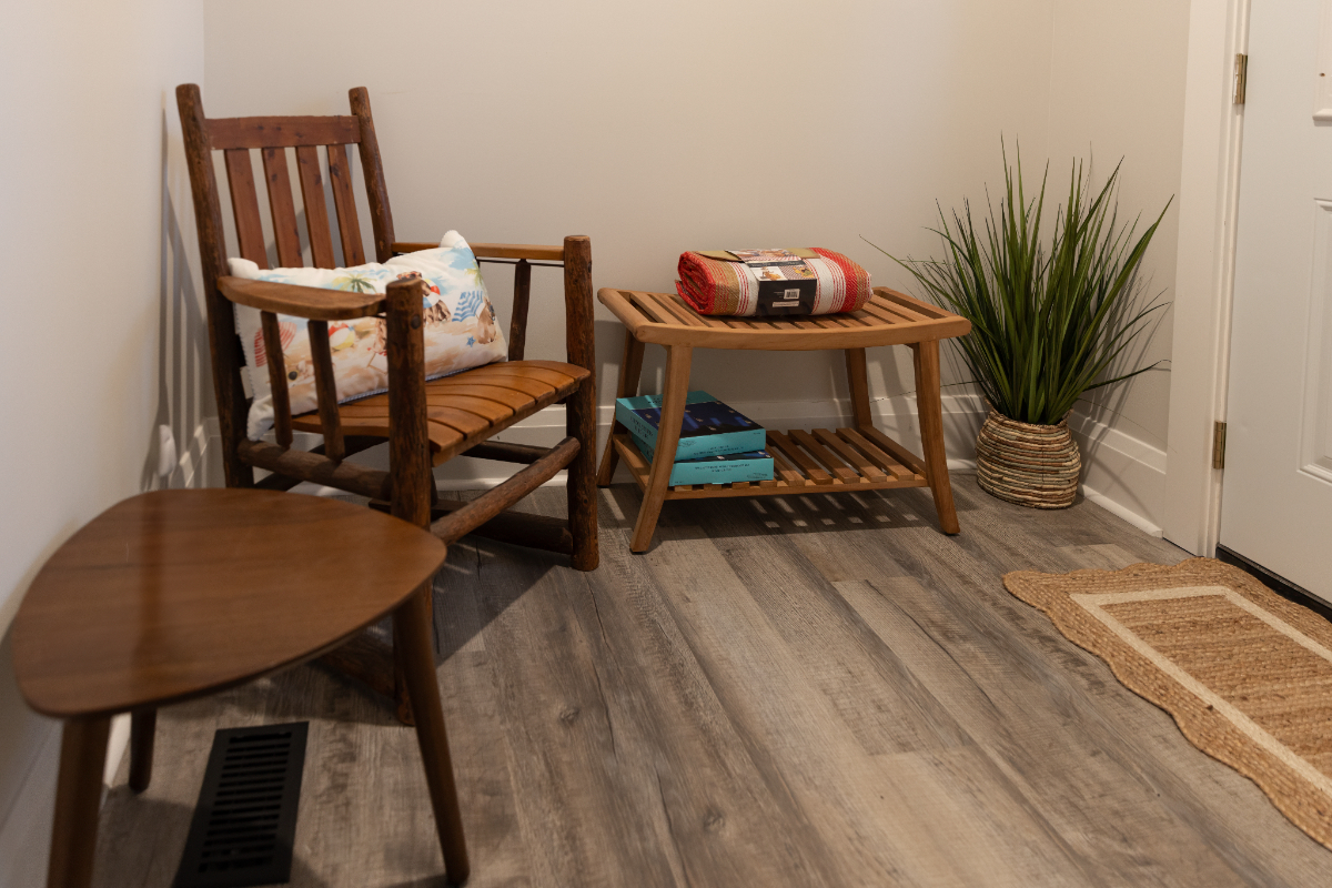 Charming Lakeview Bungalow in Hammond, NY - A Cozy 2-Bedroom Retreat Awaits - Photo 5
