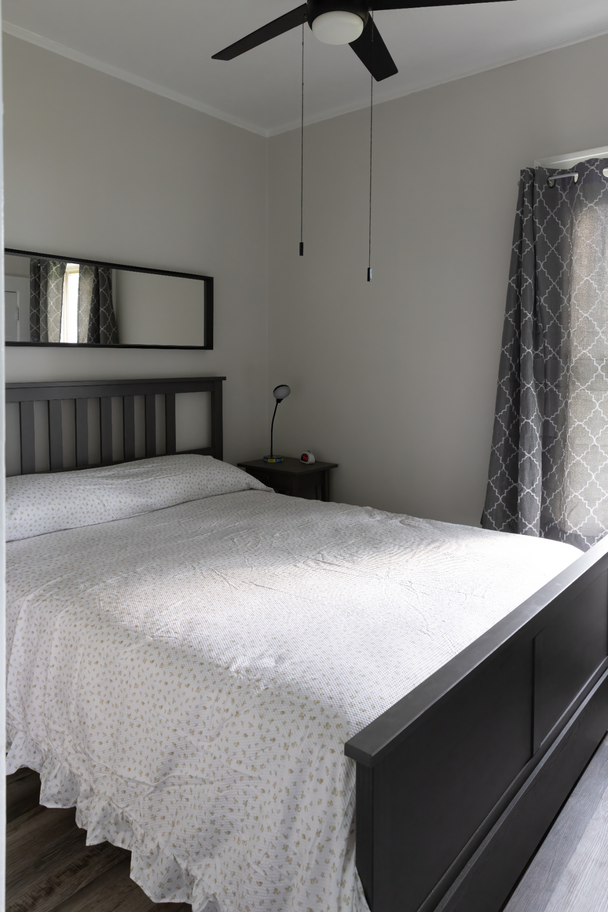 Charming Lakeview Bungalow in Hammond, NY - A Cozy 2-Bedroom Retreat Awaits - Photo 9