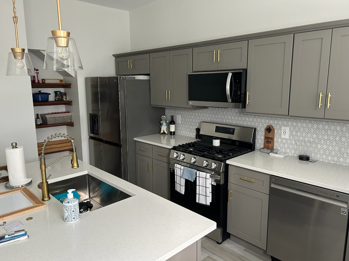 Dana Depot- cozy shared house right off I-71 - Photo 5