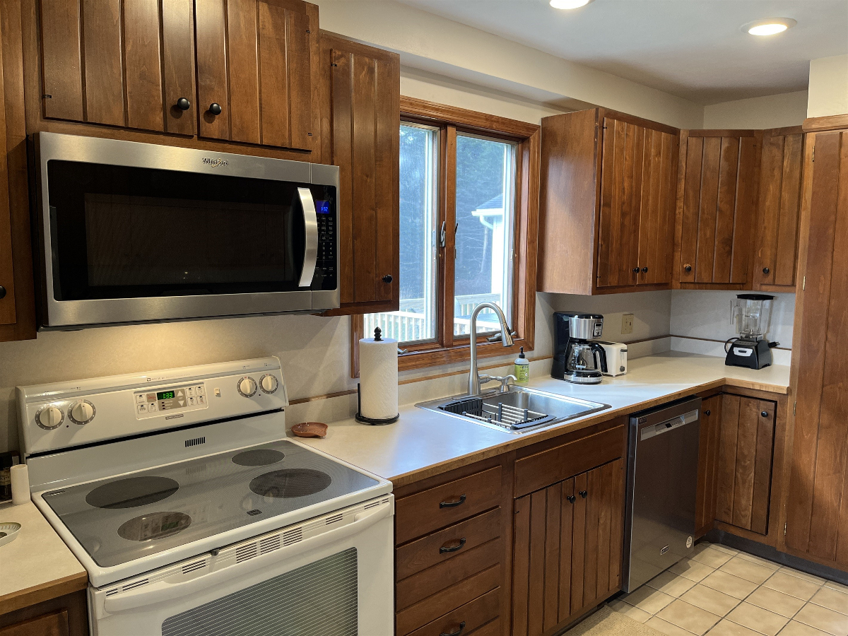 Private Country Home - 5 minutes from Oneonta - Photo 8