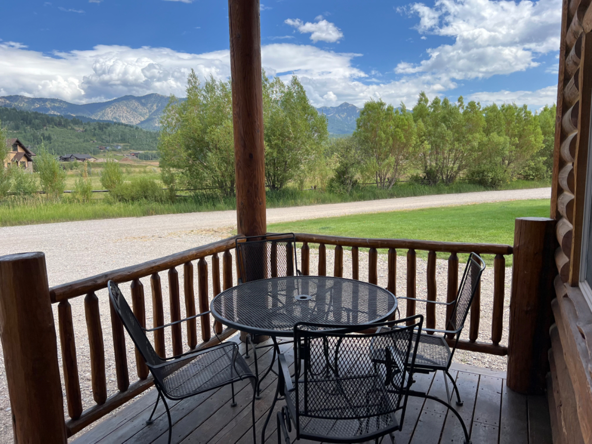 2 Bedroom Loft Cabin - Photo 9