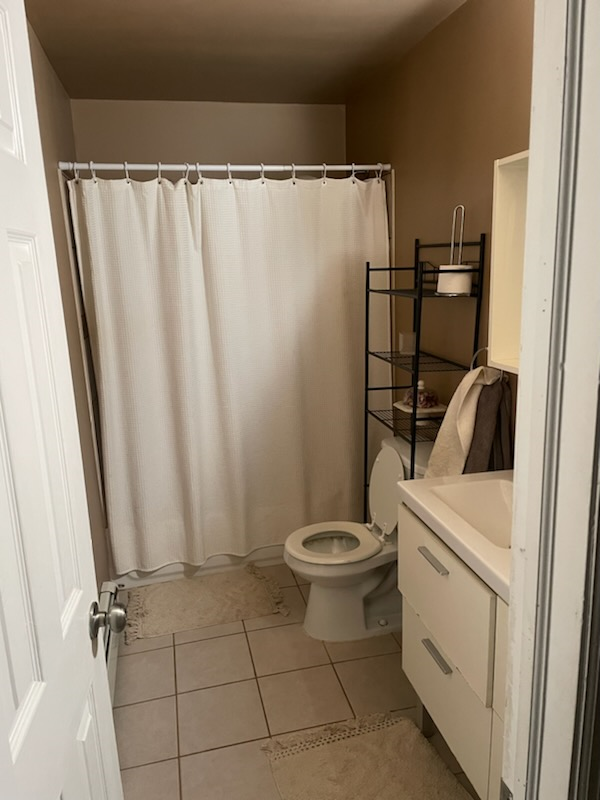 Beautiful Bedroom in Middletown - Photo 8