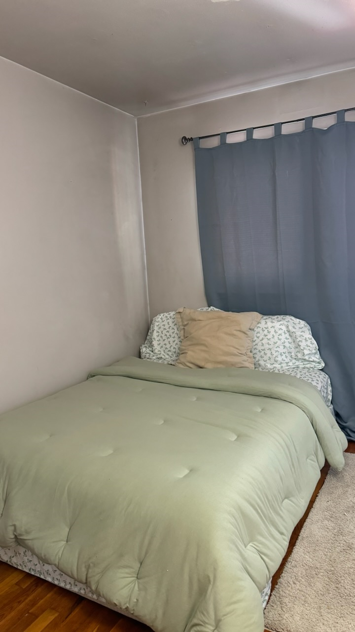 Beautiful Bedroom in Middletown - Photo 4