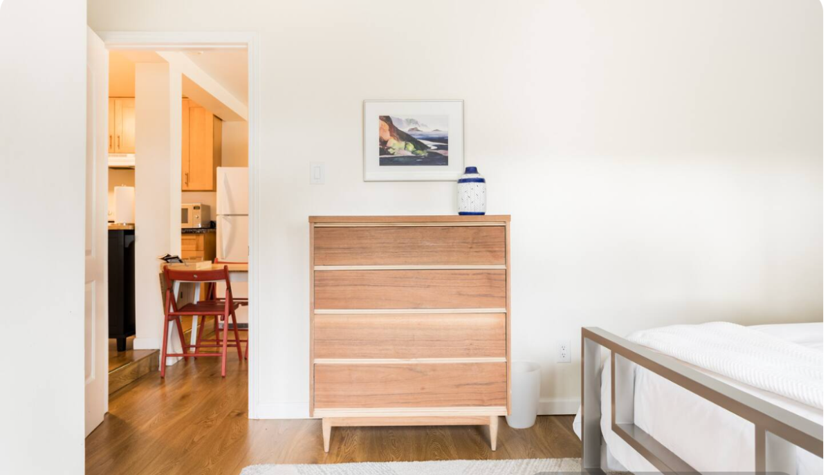 Easy Breezy Mid-Century Modern Garden Flat - Photo 4