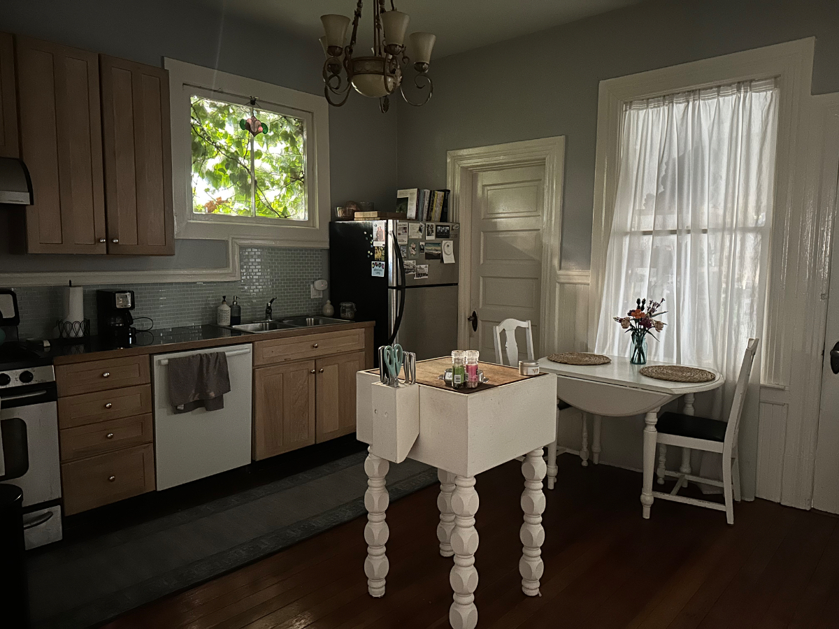 Cozy Private Room Available in Classic 2 Bed, 1 Bath Mission Dolores Apt. - Photo 5
