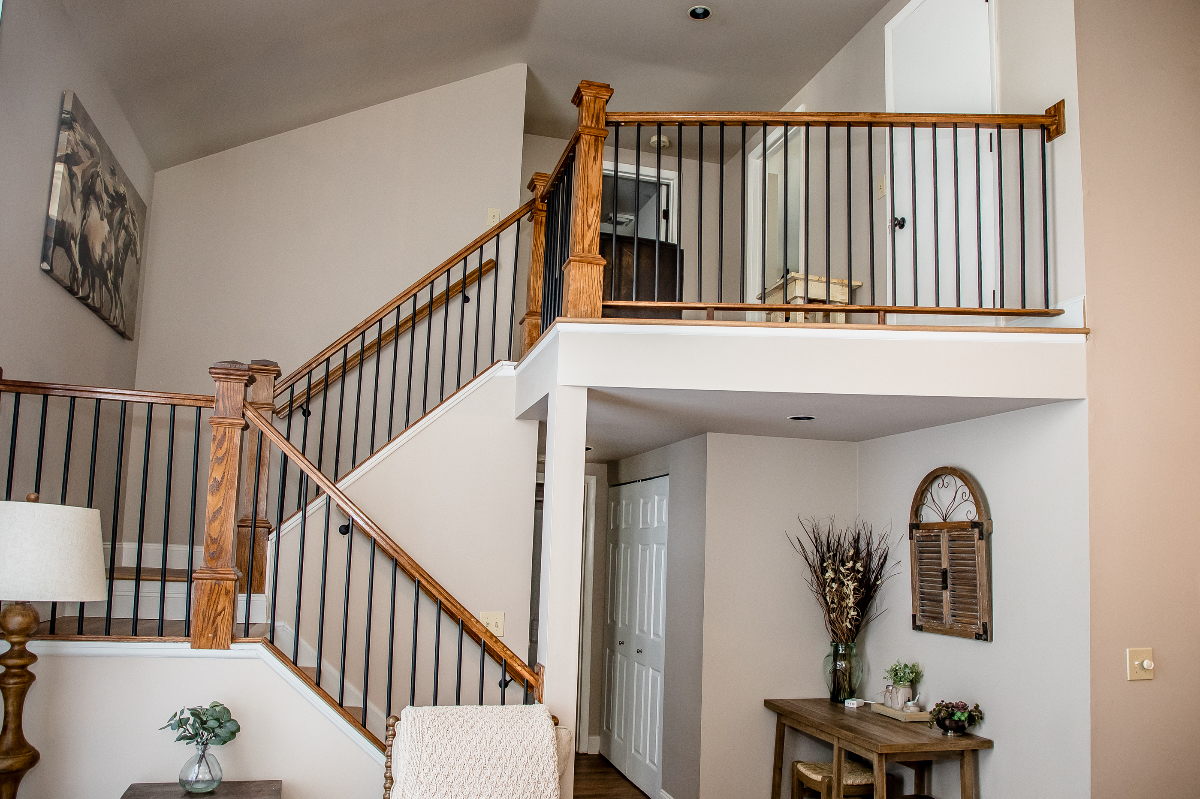 Spacious Saratoga Townhouse Retreat - Photo 11