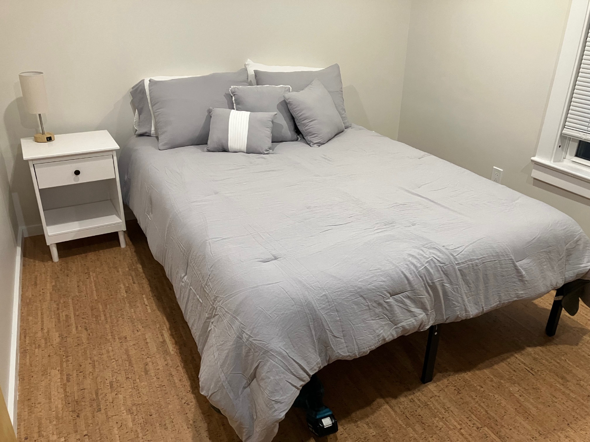 2 Bedroom Upstairs Apartment - Photo 7