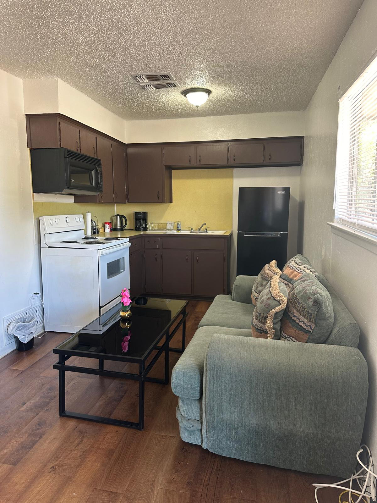 605 1-bedroom, 1-bath Space