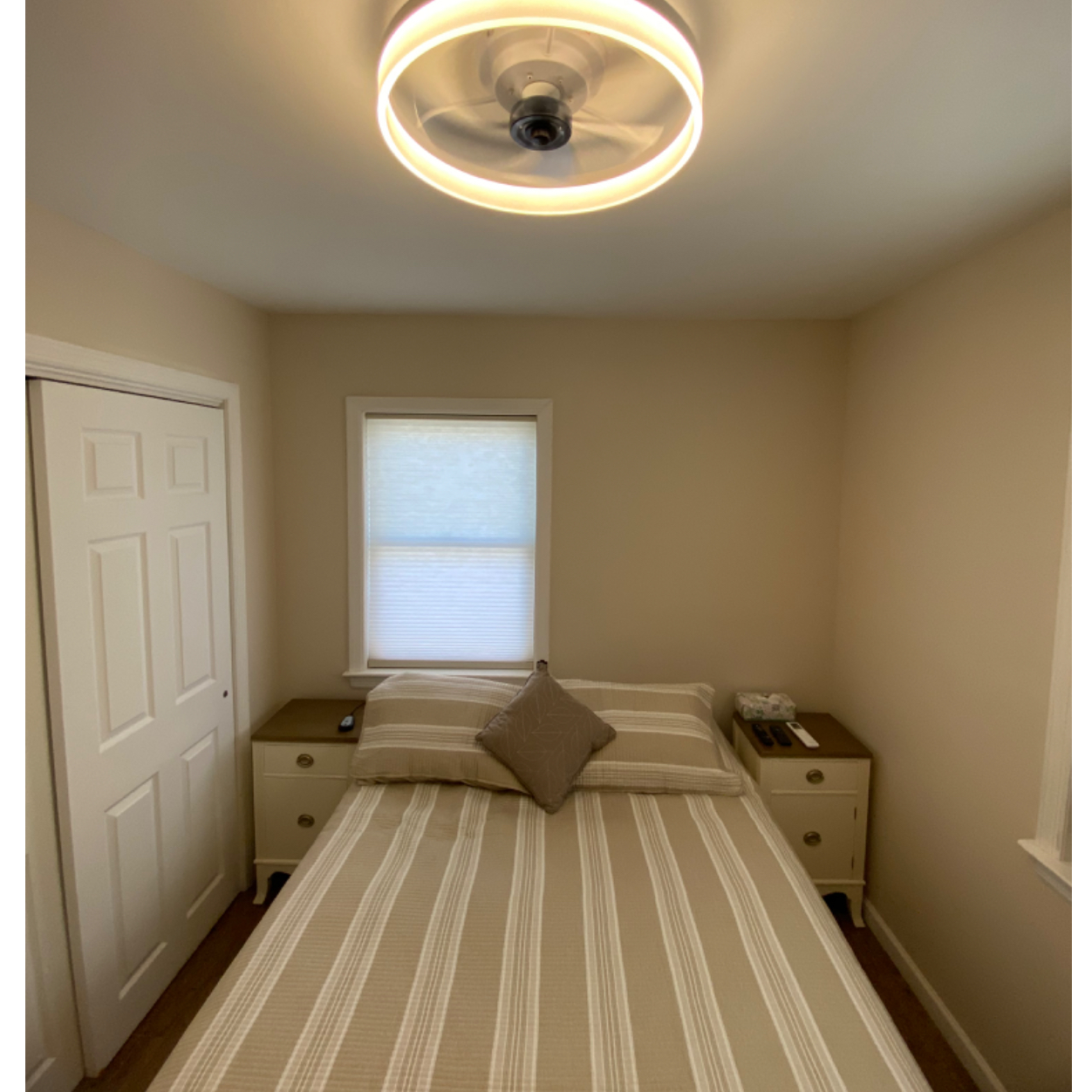 Two bedroom  Newly renovated waterfront Private home - Photo 7