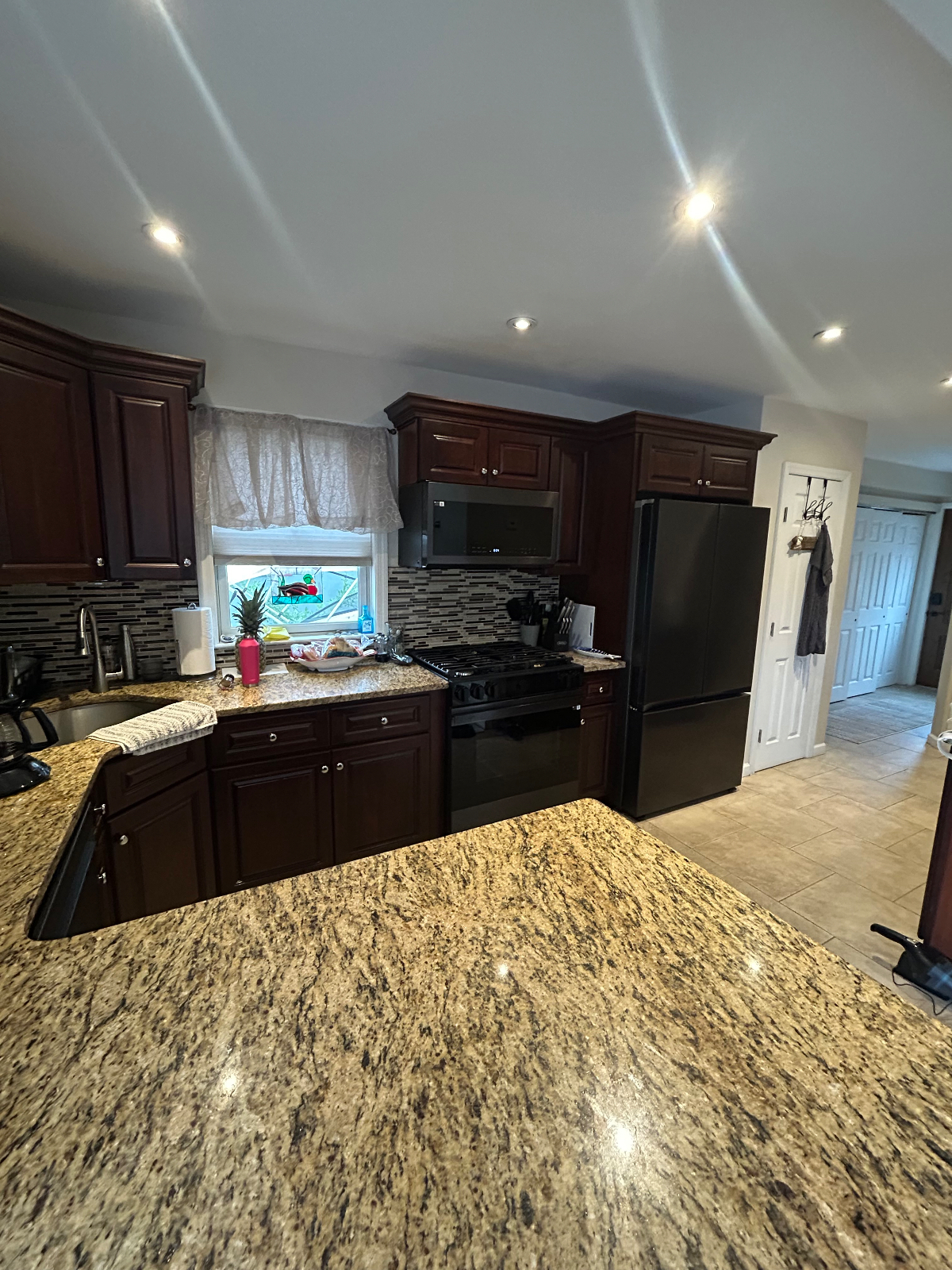 Two bedroom Newly renovated waterfront Private home - Photo 1
