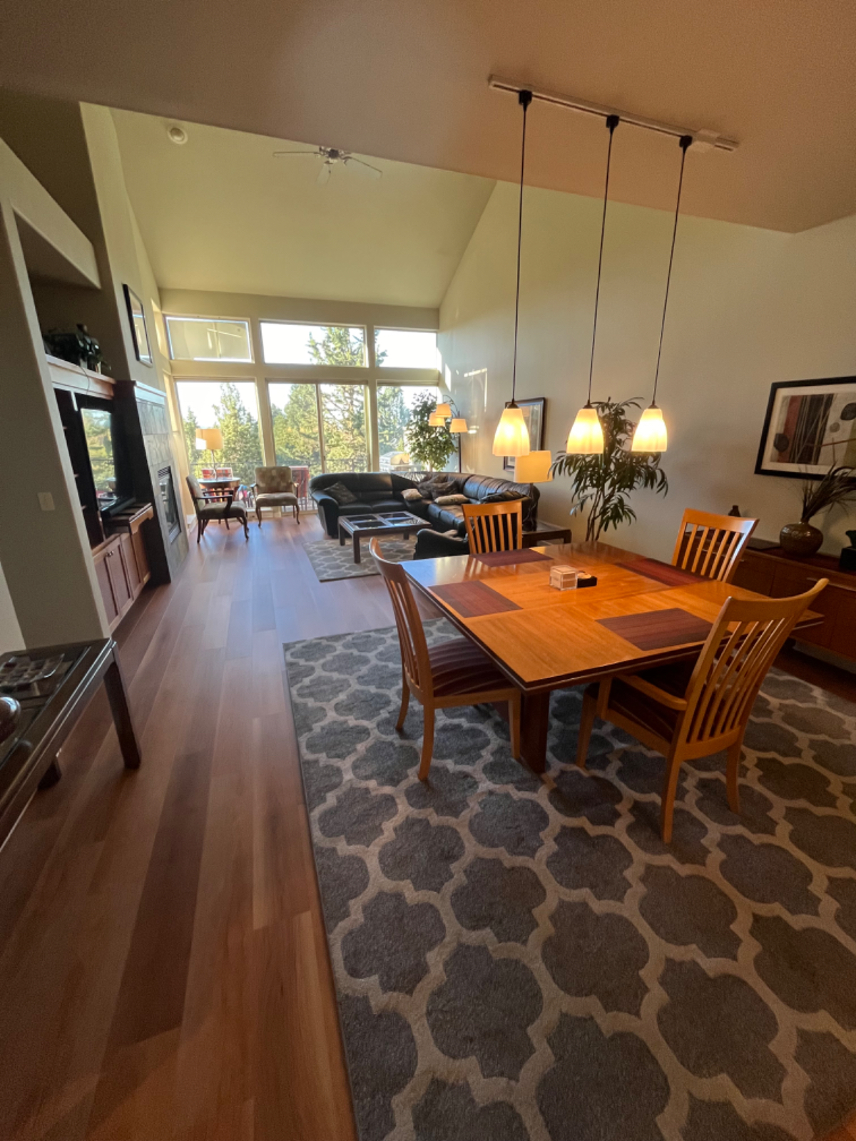 Mountain Views, Eagle Crest Oasis - Photo 3