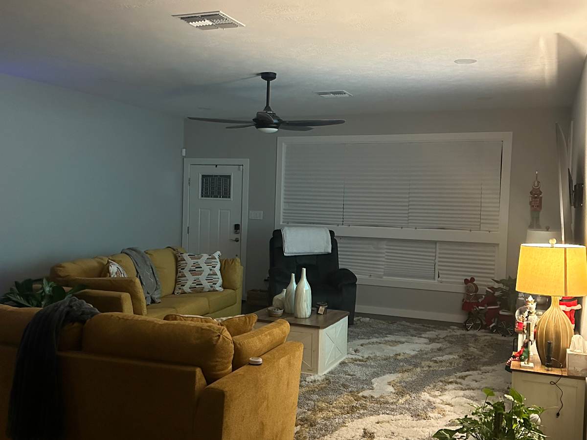 Single Family House with two  bedrooms for rent - Photo 11